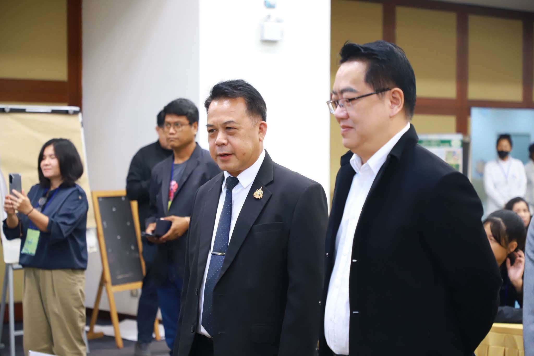 title - ยกระดับสินค้าเกษตรชีวภาพ!! ส.ป.ก. จัดสัมมนาใหญ่ติวเข้มเกษตรกรและเจ้าหน้าที่ดันสมุนไพรสู่สากล